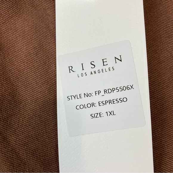 RISEN Wide Leg Jeans Espresso Brown High Rise NWT - Size 1XL (16-18) - Picture 13 of 14